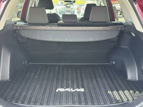 Certified 2021 Toyota RAV4 XLE w/ Convenience Package AWD/4WD image 26
