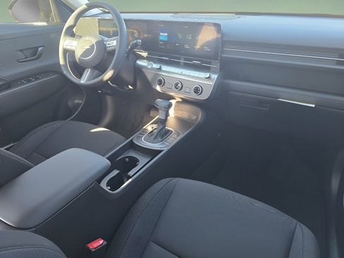 New 2026 Hyundai Kona SE image 27