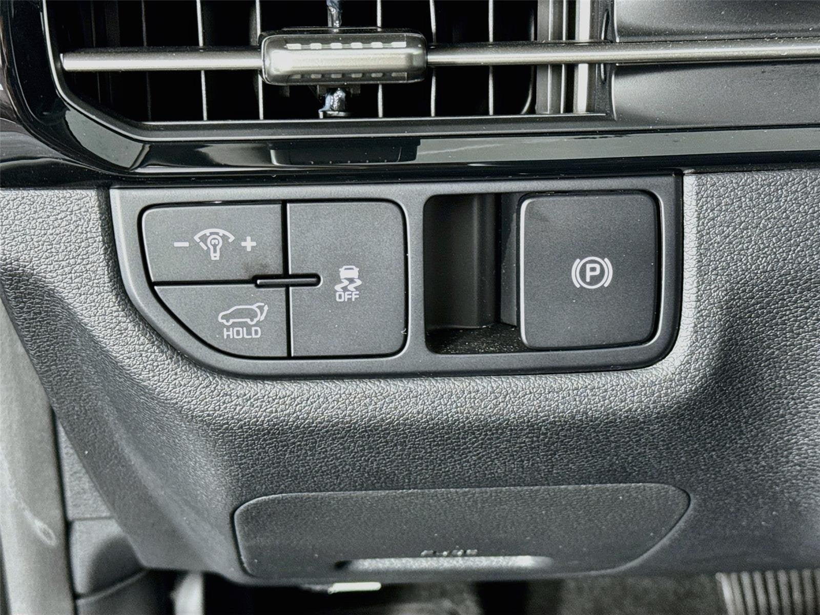 Certified 2026 Kia Sportage SX FWD image 10