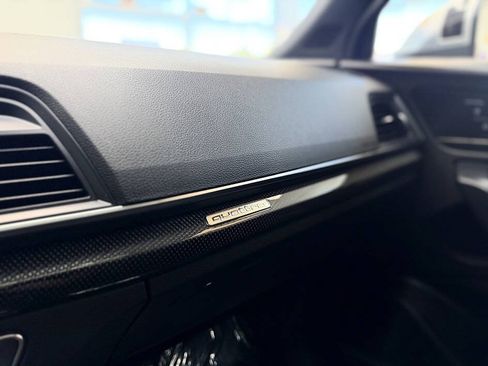 Used 2018 Audi SQ5 Prestige w/ Prestige Package AWD/4WD image 20