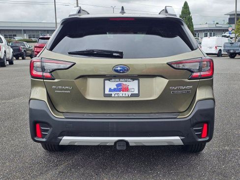 Used 2020 Subaru Outback Touring XT AWD/4WD image 4