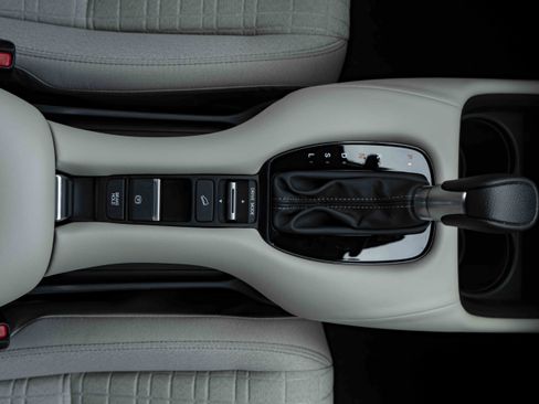 Certified 2026 Honda HR-V LX image 27