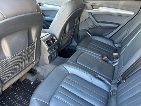 Used 2018 Audi Q5 2.0T Premium Plus w/ Premium Plus Package AWD/4WD image 12