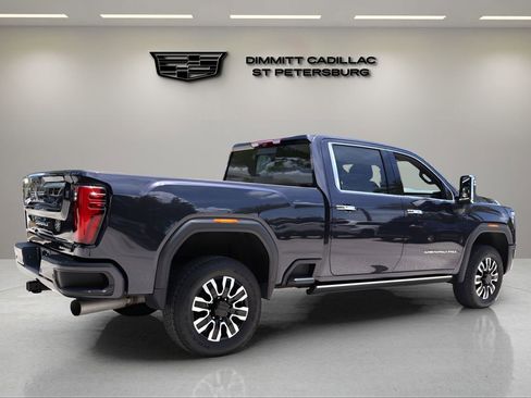 Used 2024 GMC Sierra 2500 Denali Ultimate w/ Max Trailering Package AWD/4WD image 5