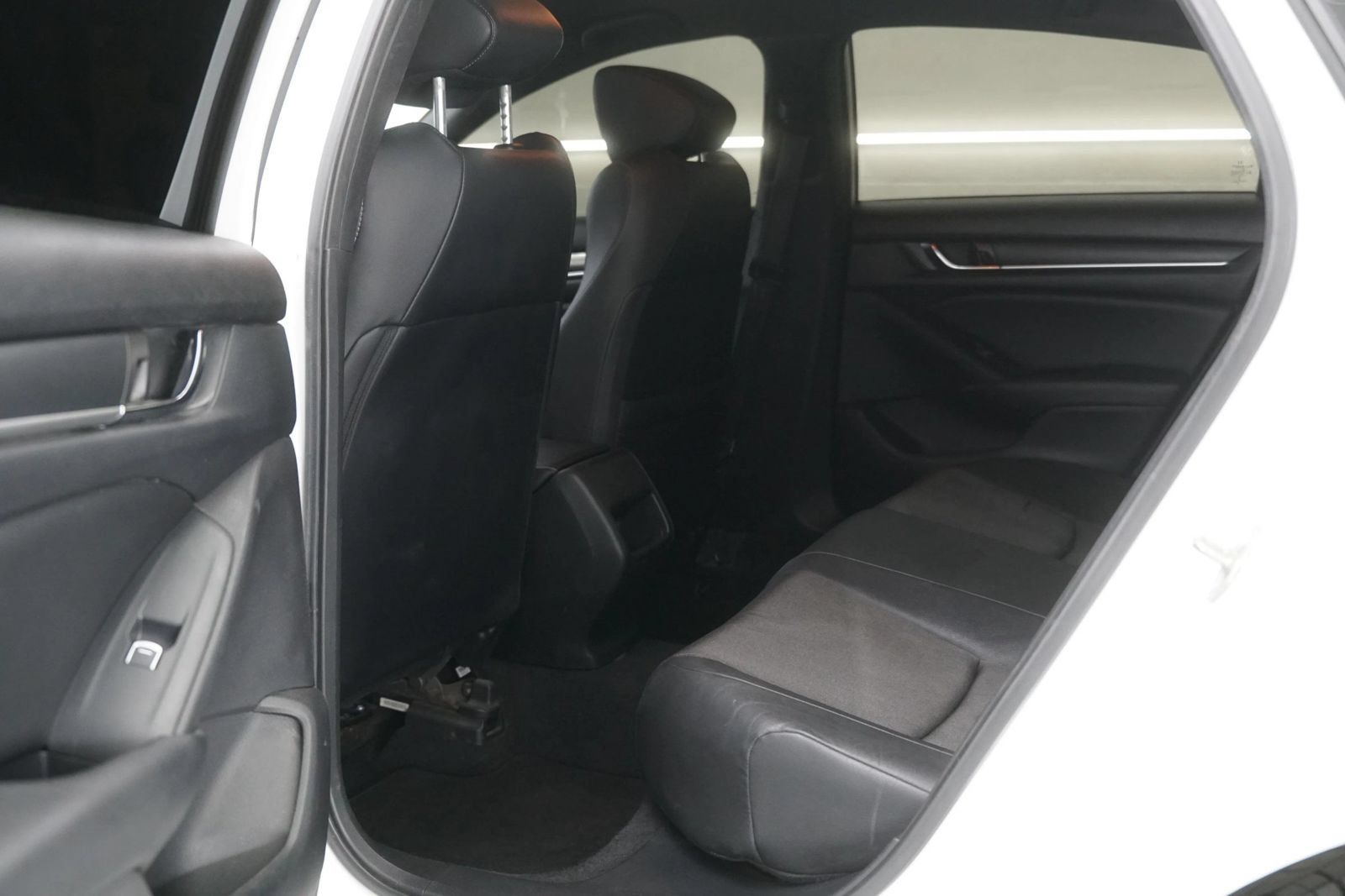 Used 2020 Honda Accord Sport image 29