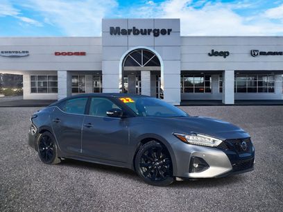 Used 2022 Nissan Maxima SR w/ Sport Mat Group