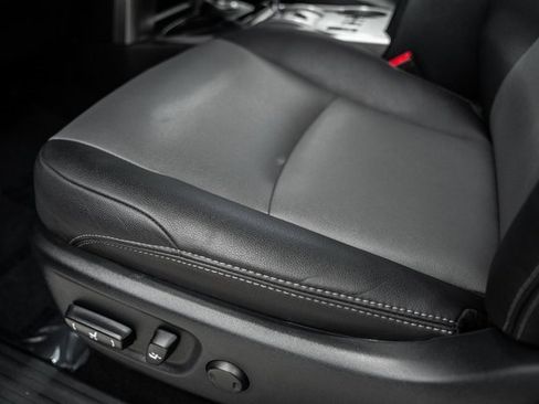 Used 2024 Toyota 4Runner SR5 Premium image 34