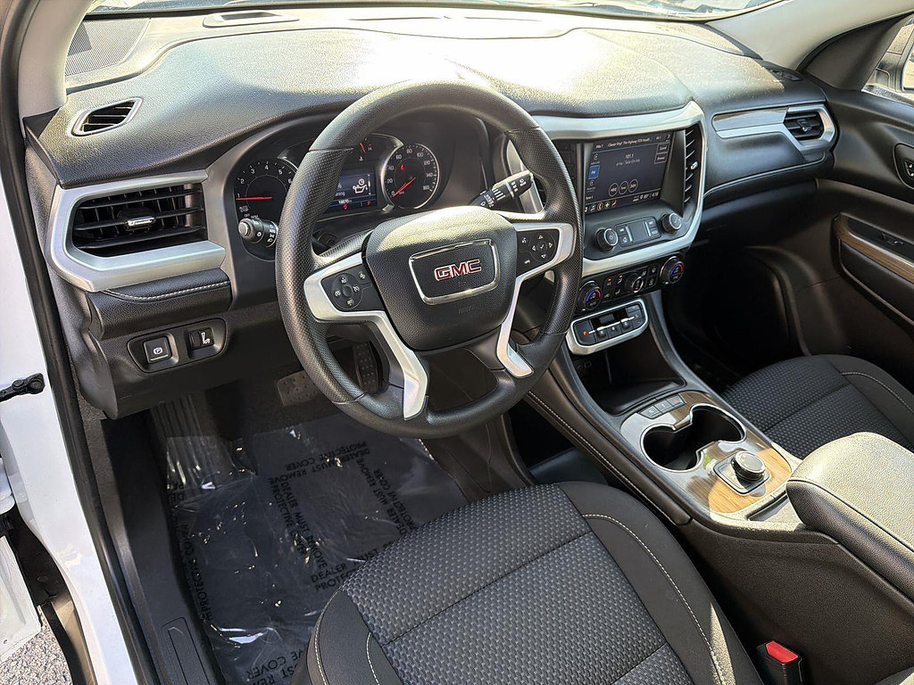Used 2023 GMC Acadia SLE w/ Elevation Edition FWD image 9