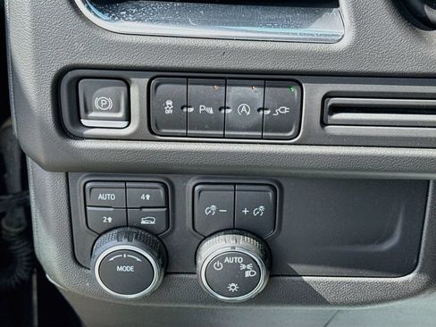Used 2021 Chevrolet Tahoe RST AWD/4WD image 10