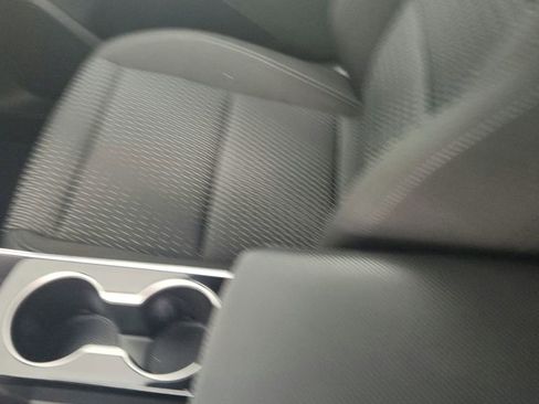 Used 2025 Chevrolet Equinox LT image 18