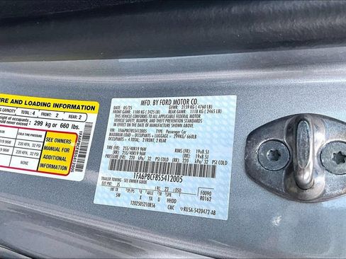 Used 2025 Ford Mustang GT Premium RWD image 3