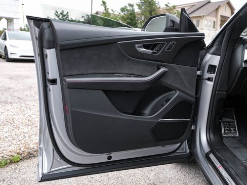 Used 2021 Audi RS Q8 image 44