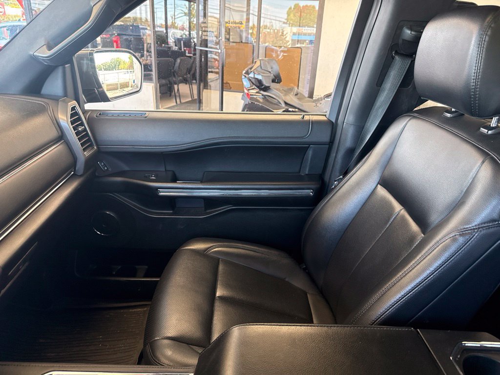 Used 2021 Ford Expedition Max XLT AWD/4WD image 25