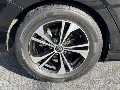 Used 2022 Nissan Sentra SV w/ Trunk Package image 6