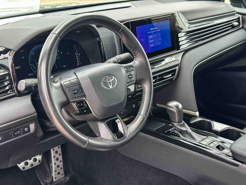 Certified 2025 Toyota Camry SE FWD image 12