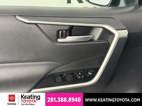 Certified 2025 Toyota RAV4 XLE FWD image 14