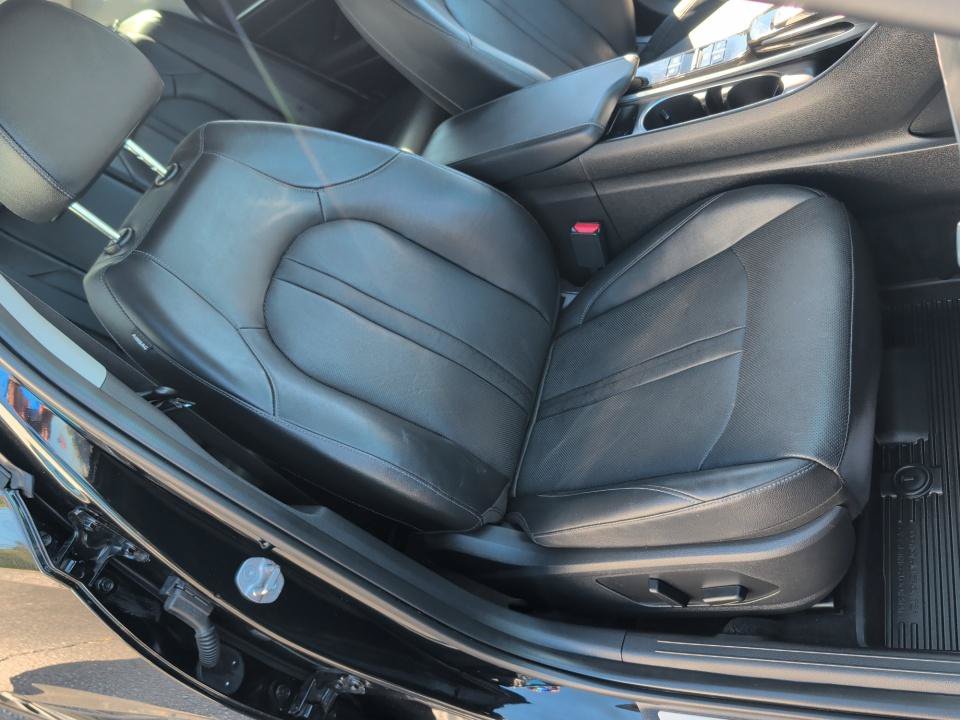 Used 2023 Hyundai Sonata Limited w/ Cargo Package FWD image 28