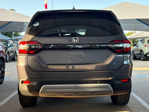 Certified 2025 Honda Pilot EX-L image 7