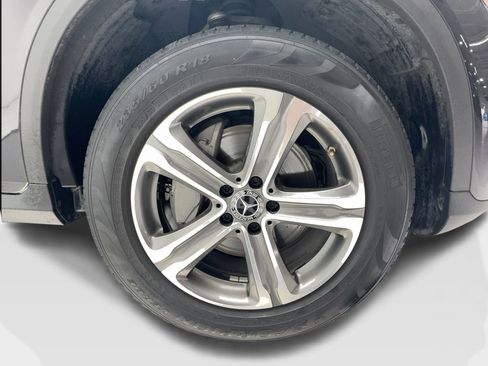Used 2021 Mercedes-Benz GLC 300 w/ Premium Package image 13