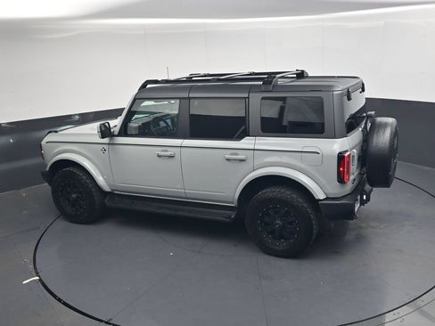 Used 2024 Ford Bronco Outer Banks AWD/4WD image 38