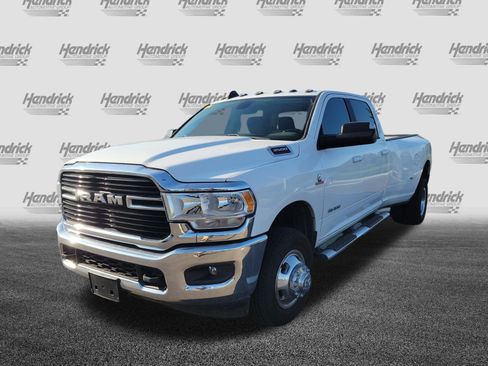 Used 2020 RAM 3500 Big Horn w/ Level 1 Equipment Group AWD/4WD image 4
