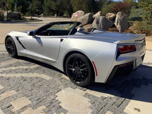Used 2016 Chevrolet Corvette Stingray image 15