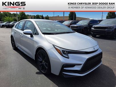 Used 2023 Toyota Corolla SE w/ SE Premium Package