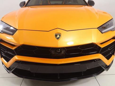 Used 2021 Lamborghini Urus image 64