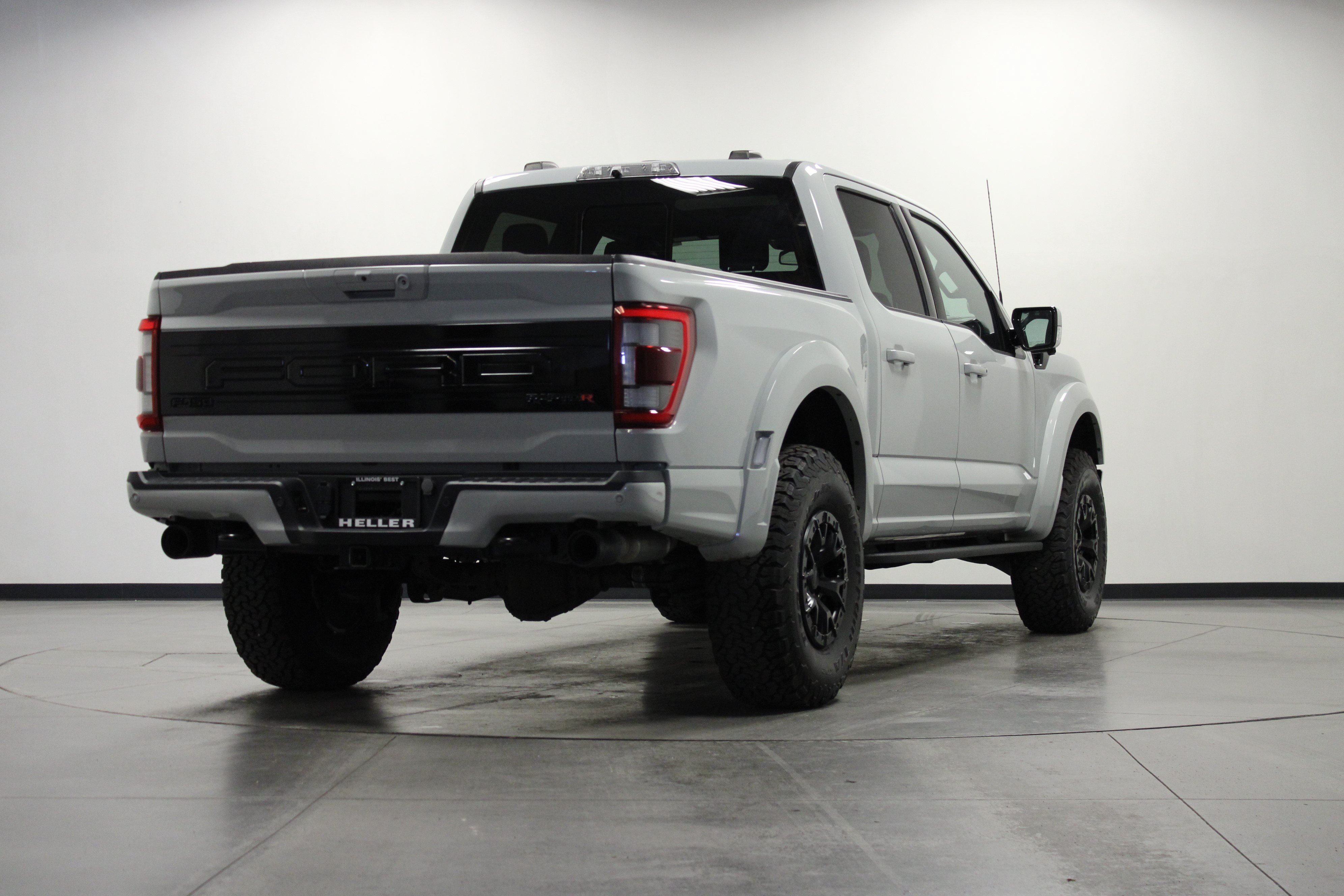 Used 2023 Ford F150 Raptor w/ Equipment Group 802A Raptor R AWD/4WD image 4