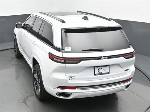 New 2025 Jeep Grand Cherokee Overland w/ Adv Protech Group III image 41
