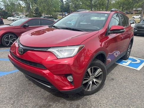 Used 2017 Toyota RAV4 XLE image 8