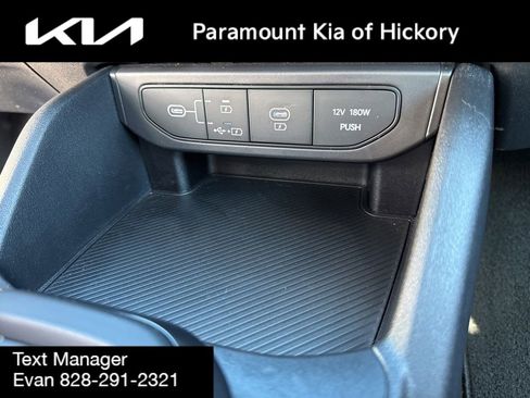 Used 2025 Kia K4 LXS image 19