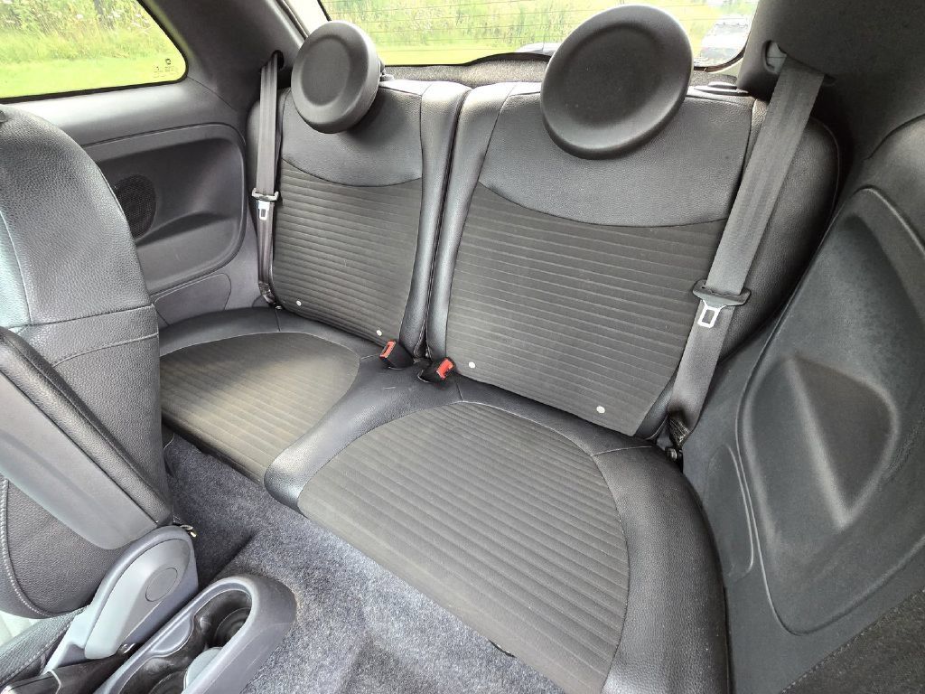 Used 2015 FIAT 500 Sport w/ Comfort/Convenience Group FWD image 14