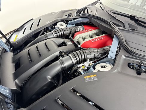 Certified 2025 Ferrari Purosangue image 20