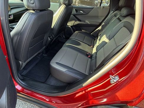 New 2026 Chevrolet Equinox LT w/ Convenience Package II image 16