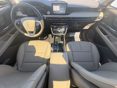 Certified 2020 Lincoln Corsair Reserve w/ Equipment Group 201A AWD/4WD image 8