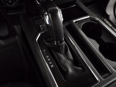 Used 2019 Ford F150 XLT w/ Equipment Group 301A Mid image 17