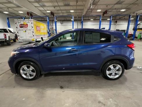 Used 2016 Honda HR-V EX image 7