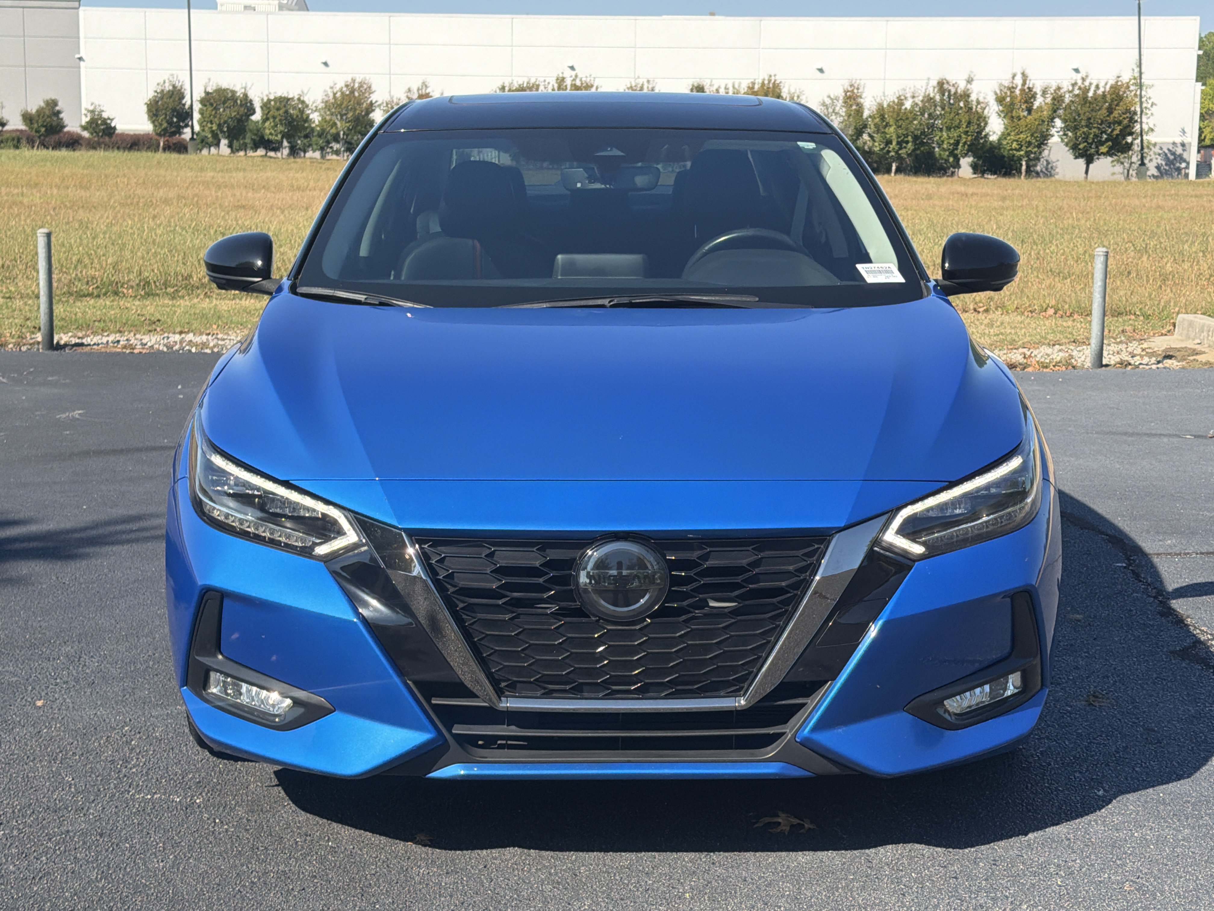 Used 2023 Nissan Sentra SR w/ SR Premium Package FWD image 3