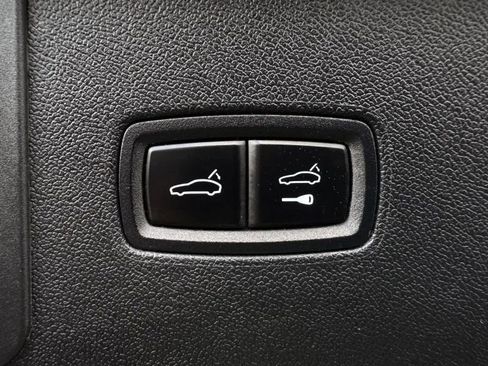 Used 2019 Porsche Cayenne AWD/4WD image 50