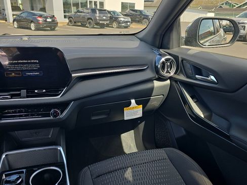 New 2026 Chevrolet Equinox LT w/ Safety and Technology Package AWD/4WD image 21