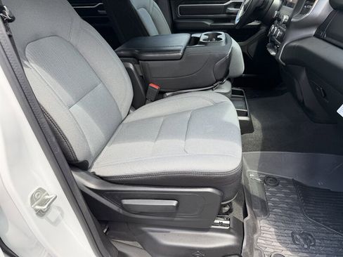 Used 2023 RAM 1500 Big Horn AWD/4WD image 33