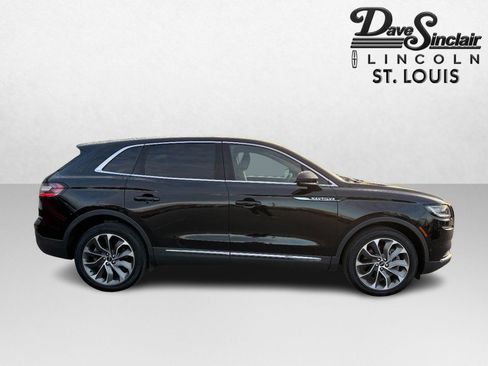 Certified 2022 Lincoln Nautilus Reserve w/ Equipment Group 201A image 4