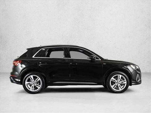 Used 2020 Audi Q3 2.0T Premium AWD/4WD image 4
