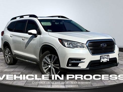 Used 2019 Subaru Ascent Limited w/ Popular Package #2 image 3