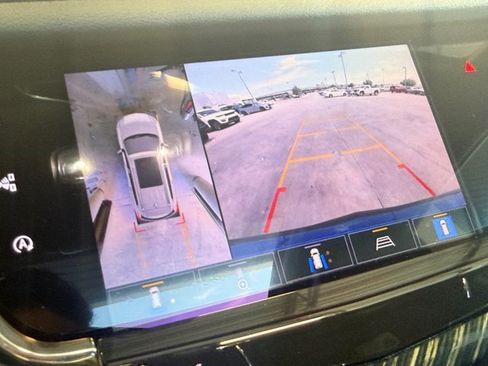 Certified 2023 Cadillac XT6 Premium Luxury w/ Technology Package FWD image 7