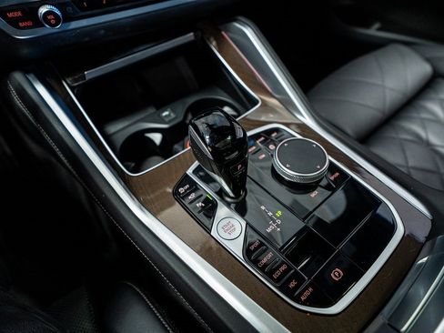 Used 2023 BMW X6 xDrive40i w/ M Sport Package image 55