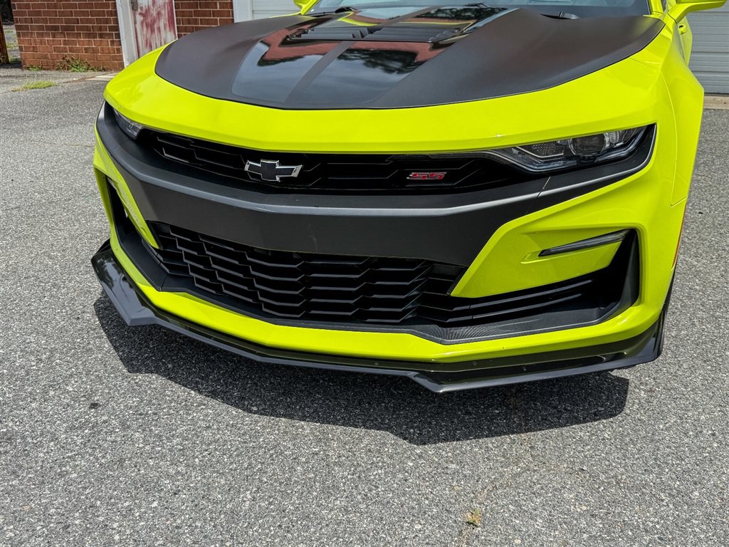 Used 2021 Chevrolet Camaro SS RWD image 15