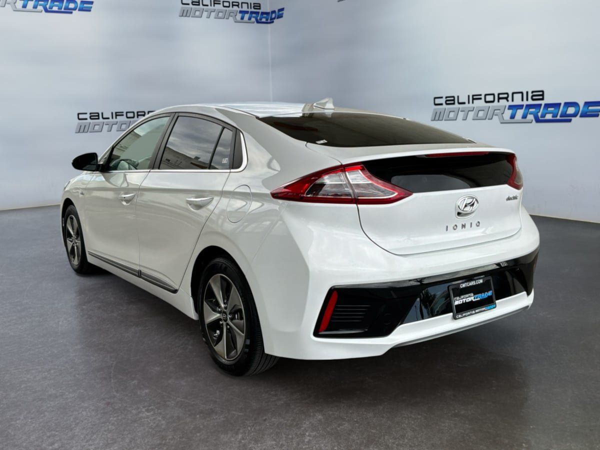 Used 2018 Hyundai Ioniq Limited FWD image 7