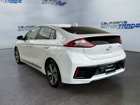 Used 2018 Hyundai Ioniq Limited FWD image 7